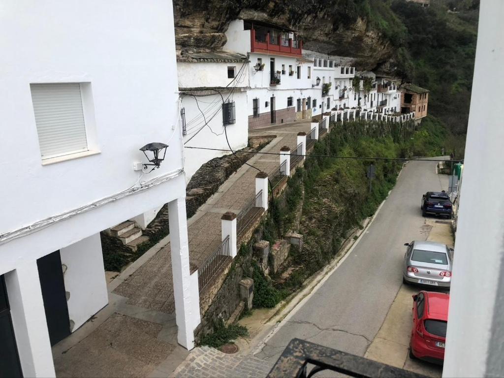 Casa Encarni, Balcon De Las Cuevas Setenil De Las Bodegas Luaran gambar